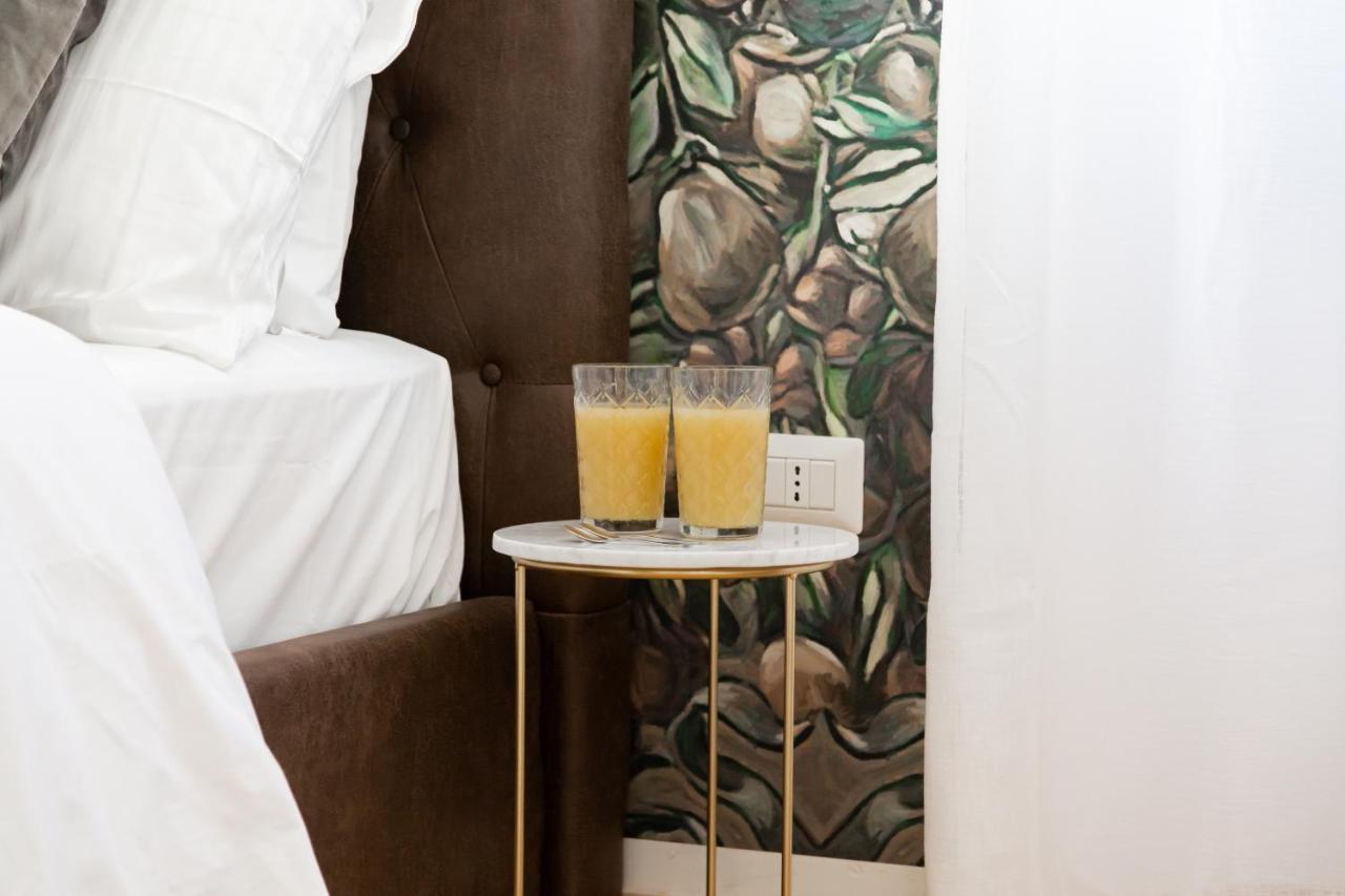Villa Chiara - A New Luxury Star Is Born In Rome! Екстер'єр фото