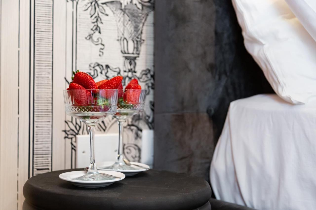 Villa Chiara - A New Luxury Star Is Born In Rome! Екстер'єр фото